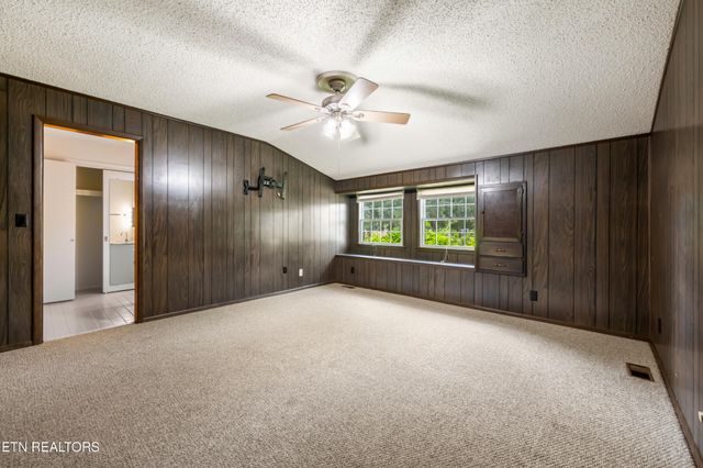 820 Highway 68, Crossville, TN 38555