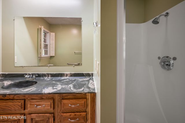 820 Highway 68, Crossville, TN 38555