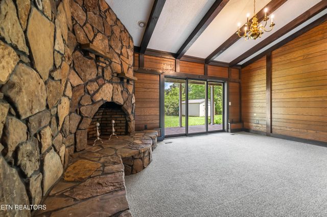 820 Highway 68, Crossville, TN 38555