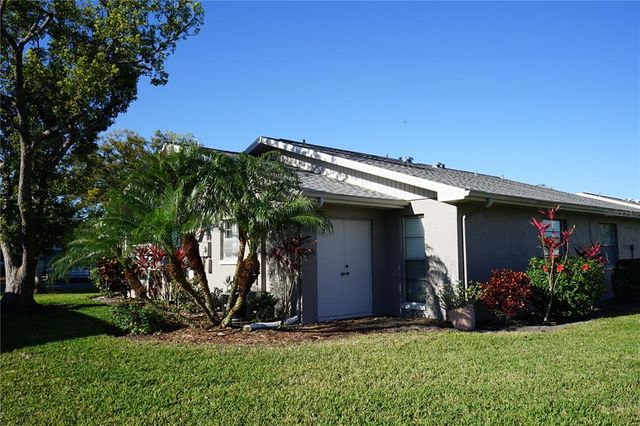 408 GLOUCESTER BOULEVARD 33, Sun City Center, FL 33573