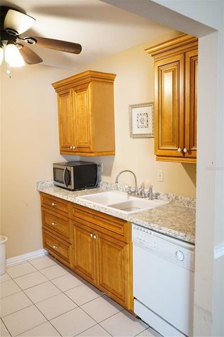 408 GLOUCESTER BOULEVARD 33, Sun City Center, FL 33573