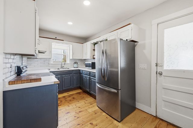 10 Lindy Street, Pembroke, NH 03275