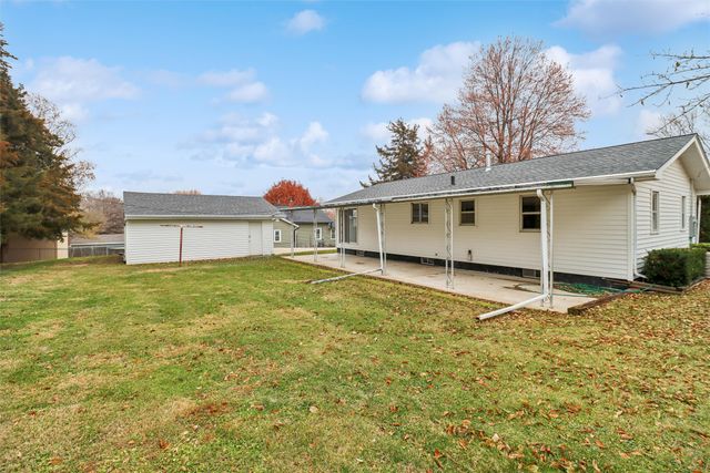 1313 Burnham Avenue, Des Moines, IA 50315