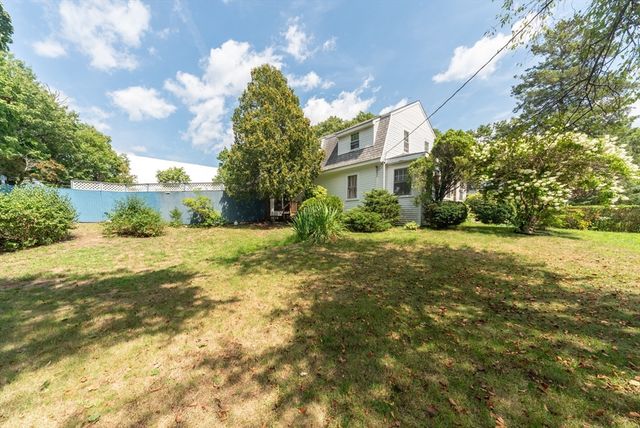 30 Phillips Ave, Stoughton, MA 02072