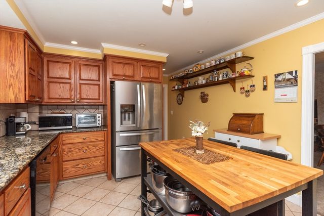 30 Phillips Ave, Stoughton, MA 02072