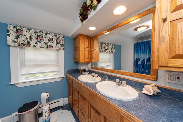 30 Phillips Ave, Stoughton, MA 02072