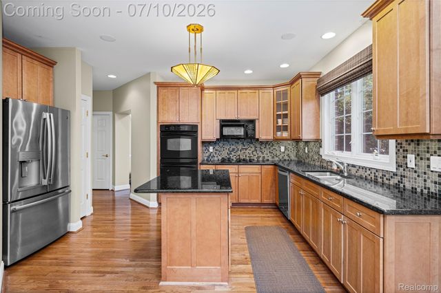44493 Broadmoor Boulevard, Northville Township, MI 48168