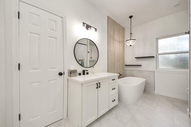 3002 Kathleen Drive, Baytown, TX 77523