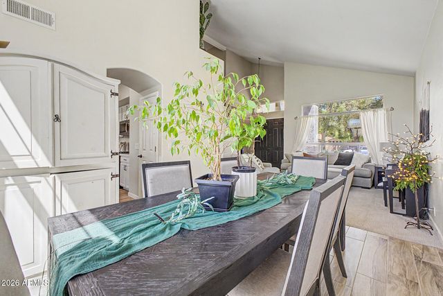 311 W SHANNON Street, Gilbert, AZ 85233