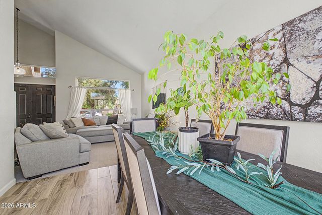 311 W SHANNON Street, Gilbert, AZ 85233