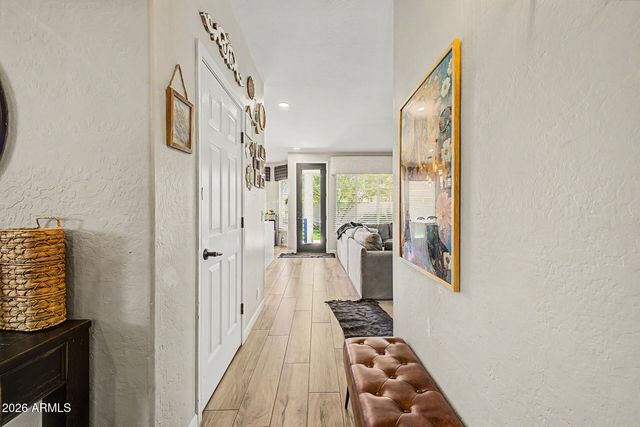 311 W SHANNON Street, Gilbert, AZ 85233