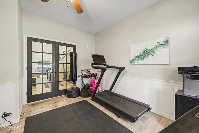 311 W SHANNON Street, Gilbert, AZ 85233