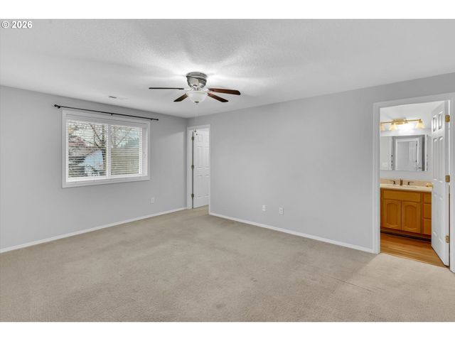 3000 Ne 165TH Ave, Vancouver, WA 98682