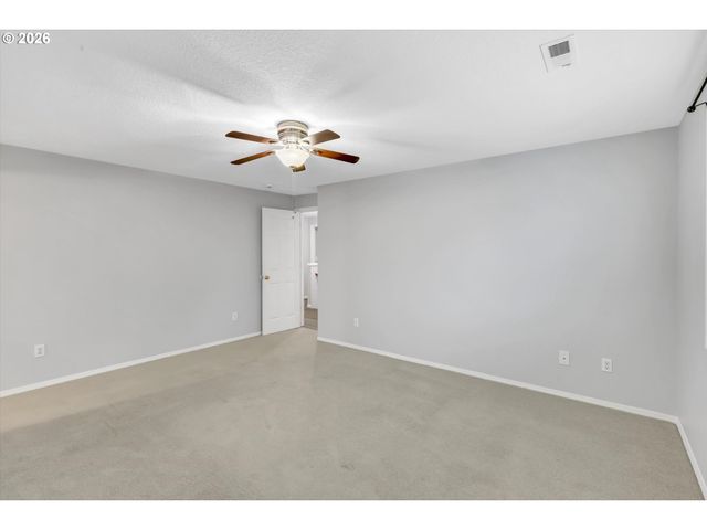 3000 Ne 165TH Ave, Vancouver, WA 98682