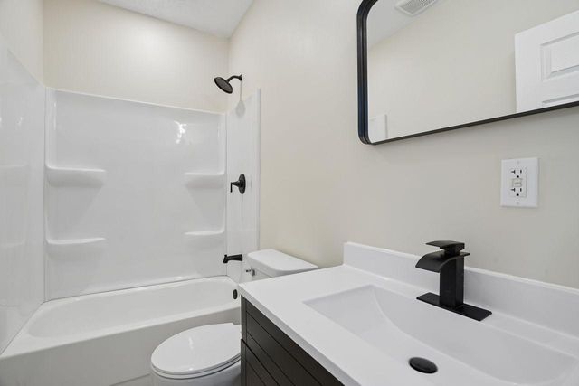 12183 180th Avenue SE, Big Lake, MN 55309