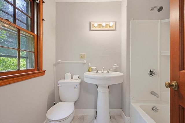 109 Pine Street, Franklin, MA 02038