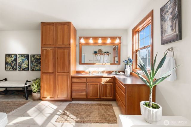 15 Furney Street, Wenatchee, WA 98801