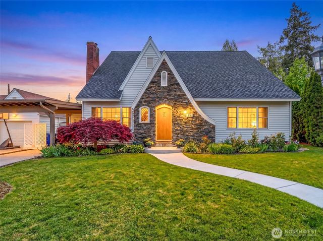 15 Furney Street, Wenatchee, WA 98801