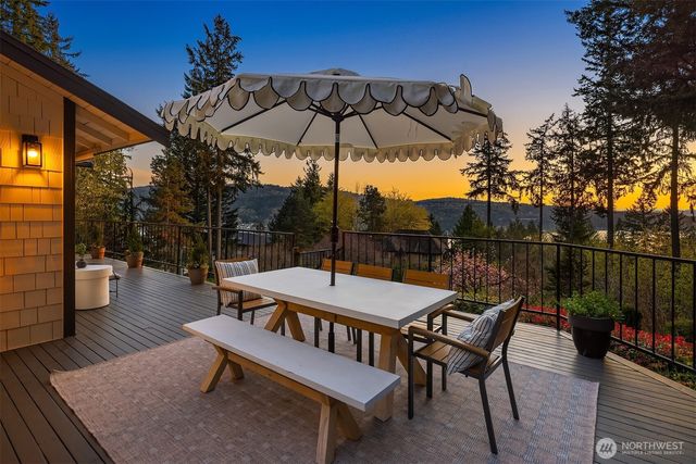 3529 207th Avenue SE, Sammamish, WA 98075