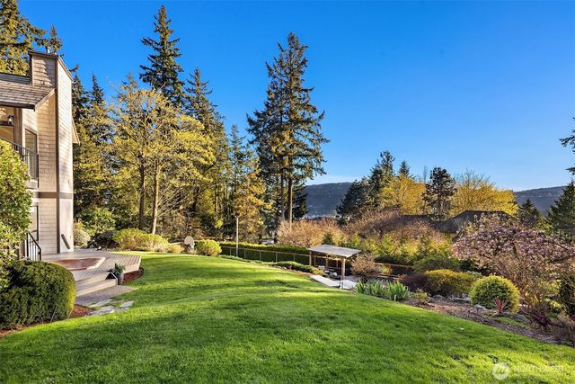 3529 207th Avenue SE, Sammamish, WA 98075