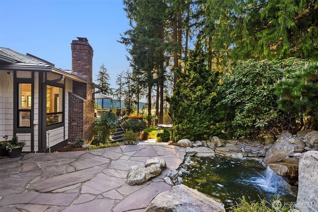 3529 207th Avenue SE, Sammamish, WA 98075