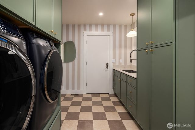 3529 207th Avenue SE, Sammamish, WA 98075