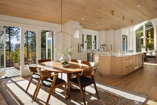 3529 207th Avenue SE, Sammamish, WA 98075