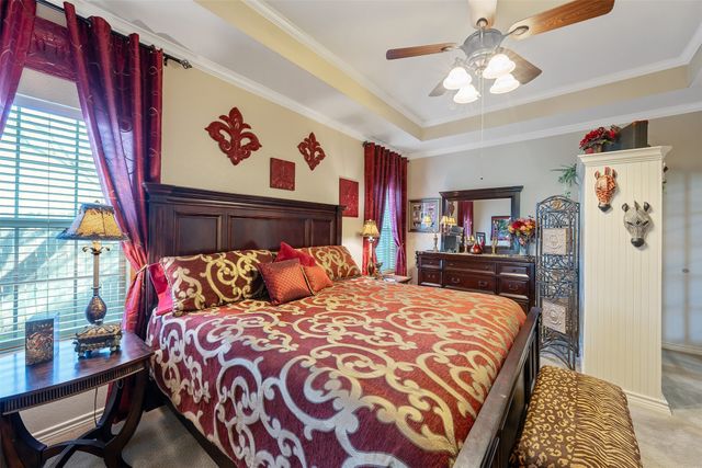 126 E Post Oak, Frankston, TX 75763