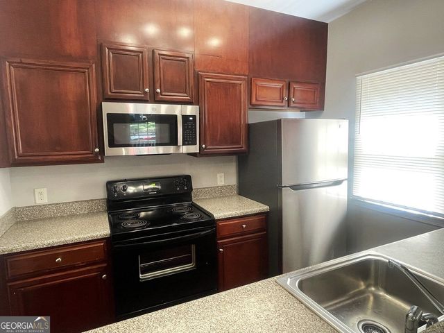 994 Sims Street, Atlanta, GA 30310