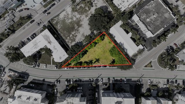 9201 W Bay Harbor Dr, Bay Harbor Islands, FL 33154