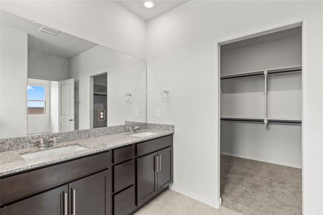 4221 Via De Ventura, Santa Fe, NM 87507