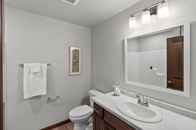 530 WILLOW COURT, New London, WI 54961