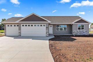530 WILLOW COURT, New London, WI 54961