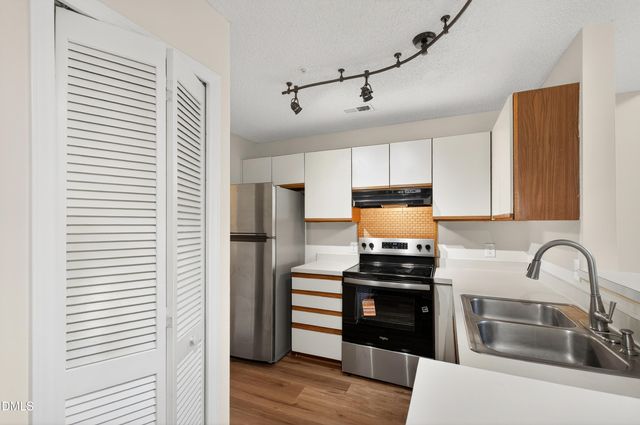 4921 Hollenden Drive 303, Raleigh, NC 27616