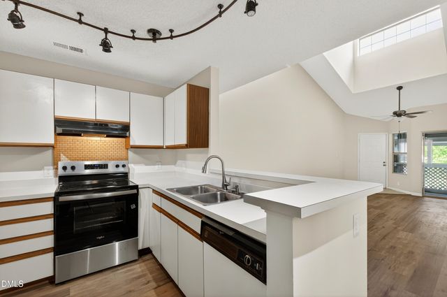 4921 Hollenden Drive 303, Raleigh, NC 27616