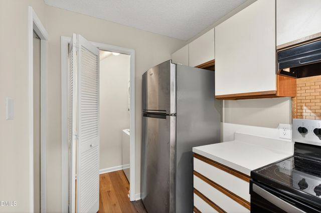 4921 Hollenden Drive 303, Raleigh, NC 27616