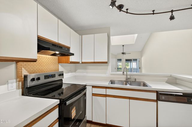 4921 Hollenden Drive 303, Raleigh, NC 27616