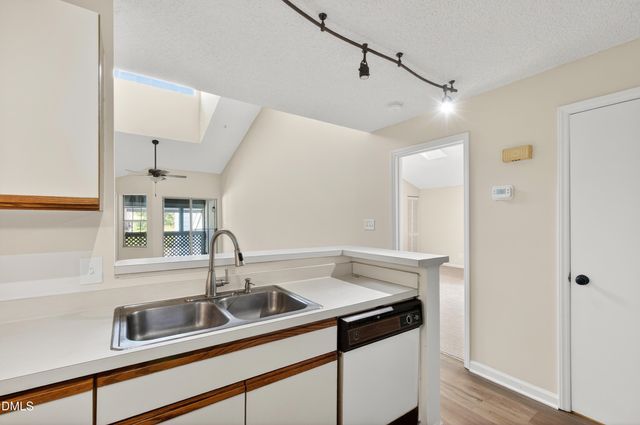 4921 Hollenden Drive 303, Raleigh, NC 27616