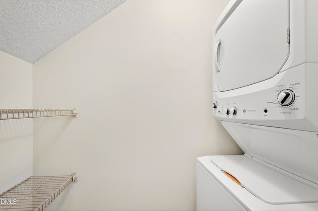 4921 Hollenden Drive 303, Raleigh, NC 27616