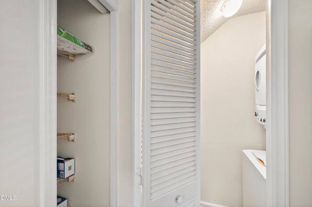 4921 Hollenden Drive 303, Raleigh, NC 27616