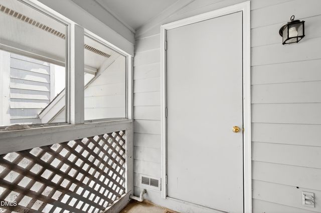 4921 Hollenden Drive 303, Raleigh, NC 27616