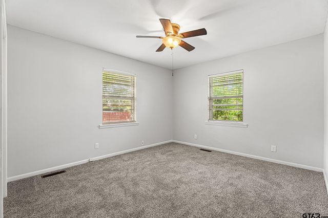 105 Crestview St, Whitehouse, TX 75791