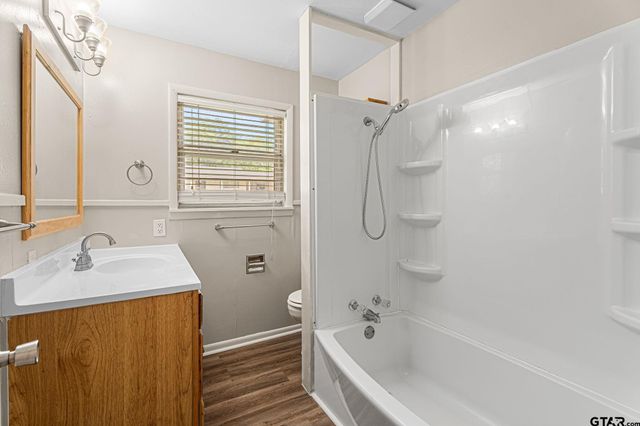 105 Crestview St, Whitehouse, TX 75791