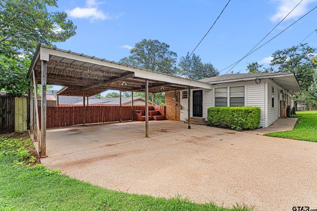 105 Crestview St, Whitehouse, TX 75791