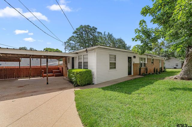 105 Crestview St, Whitehouse, TX 75791