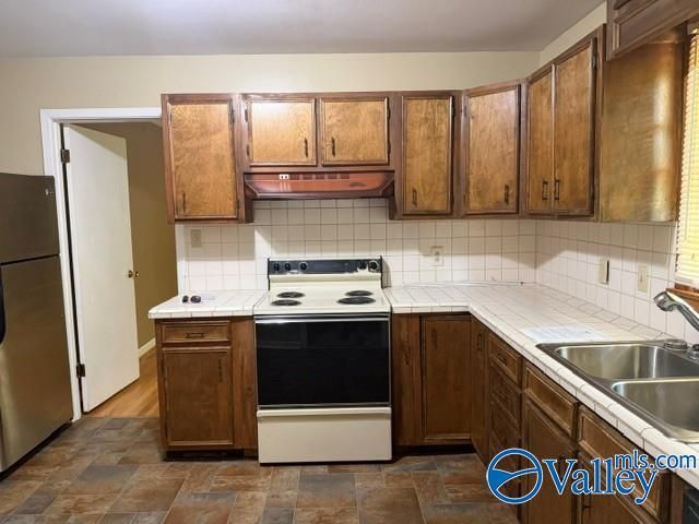 1618 Dug Hill Road, Brownsboro, AL 35741