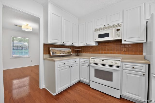 5502 Jasmine Pointe, Northport, AL 35473