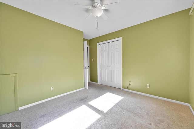 819 E CHESTNUT ST, Hegins, PA 17938