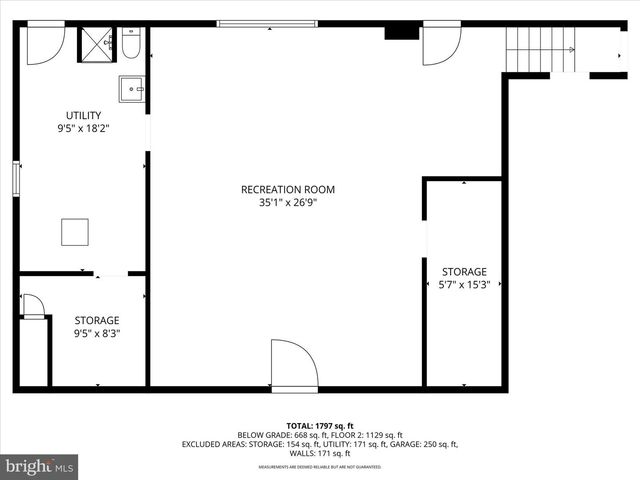 819 E CHESTNUT ST, Hegins, PA 17938