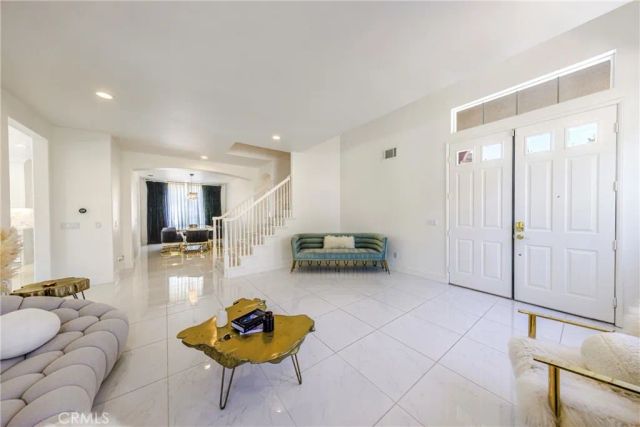 26518 Swan Lane, Canyon Country, CA 91387